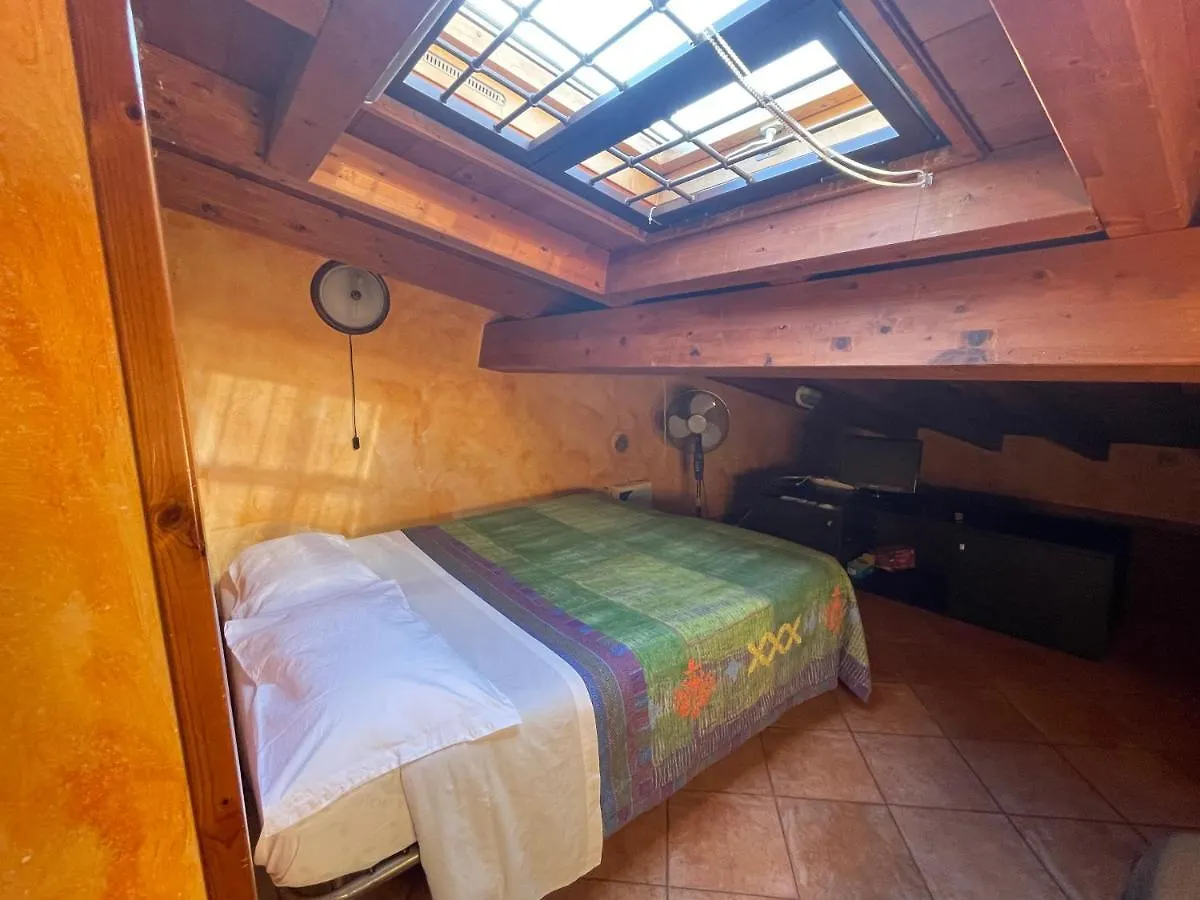Aura L.T Apartment Fiumicino Italy